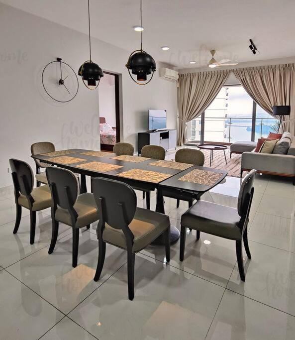 Bay Laurel, Country Garden Danga Bay Homestay By Welcome Home Johor Bahru Buitenkant foto